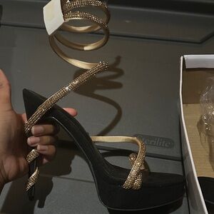 Steve Madden Black and Gold Spiral Heels